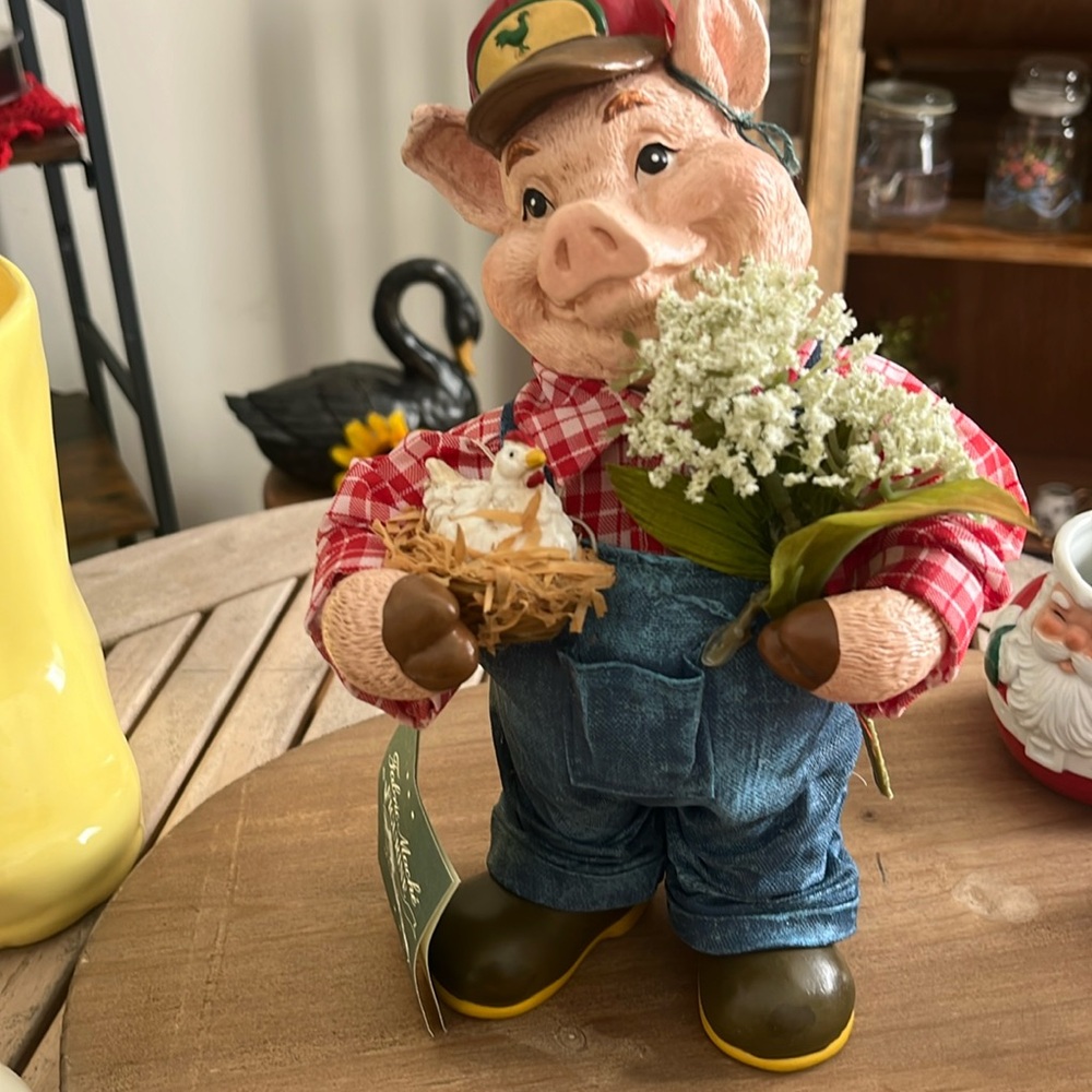 Farmer Pig Santa Fabric Mache Figurine Midwest Of Cannon Falls 10” Tall